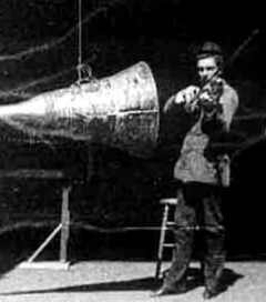 a rare shot of Edison's kinetophone... or is it a metaphor for online activities? or just some random oddity?